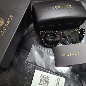 Autentic Versace Medusa sunglasses